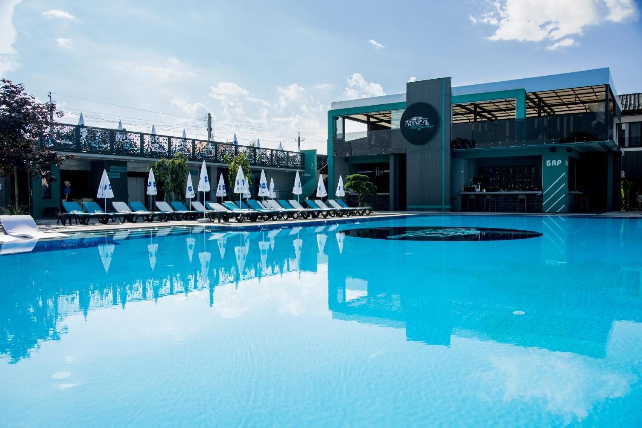 Hotel Rafael Готель Рафаель Zubra Exterior photo